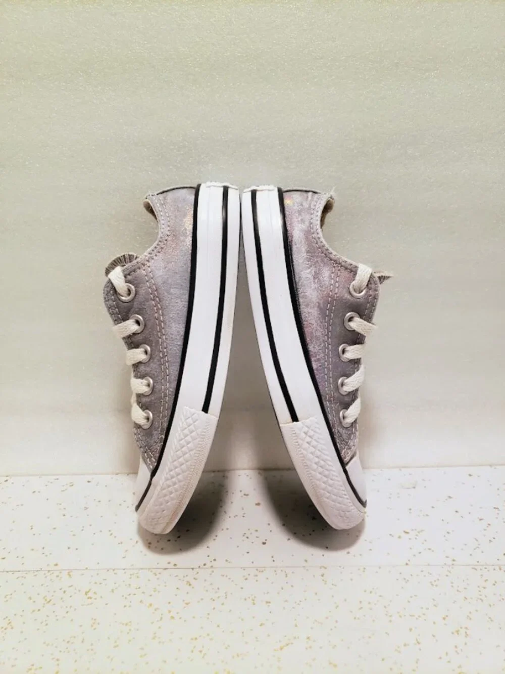 Converse Chuck Taylor All Star Distressed Grey Metallic Sneakers Kids Size 11